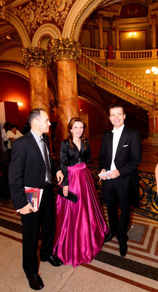 Solist Alexandru Tomescu, Mariana Velisarato si Razvan Popescu DentalMed -Sponsor al Concertului Caritabil 25 octombrie 2012 Ateneul Roman